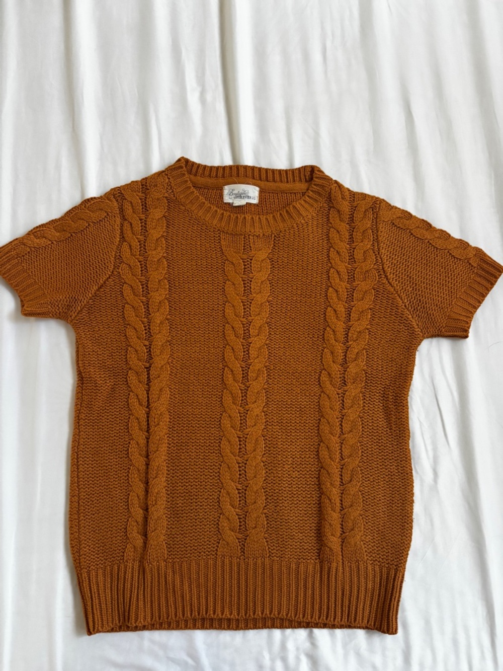 Forever 21 Short Sleeve Cable Knit Sweater Size M